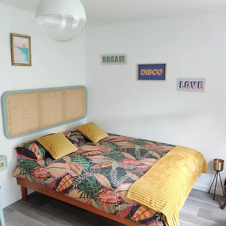 Casazapatos Aparthotel Nigrán